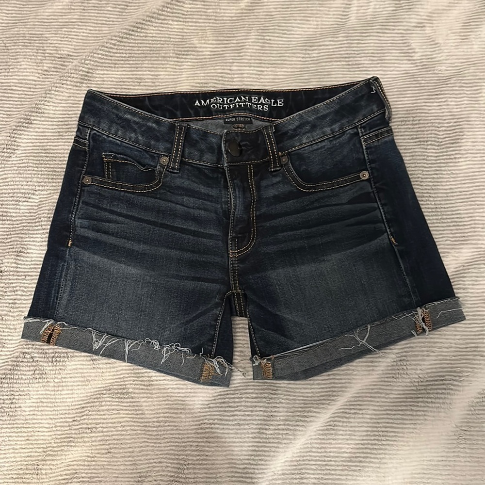 American Eagle MIDI Super Stretch Dark Washed Jean Shorts Size 4